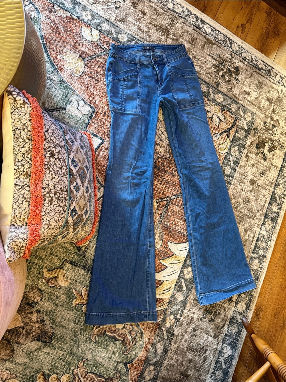 Level 99 Women’s Blue Wide-Leg Flare Jeans